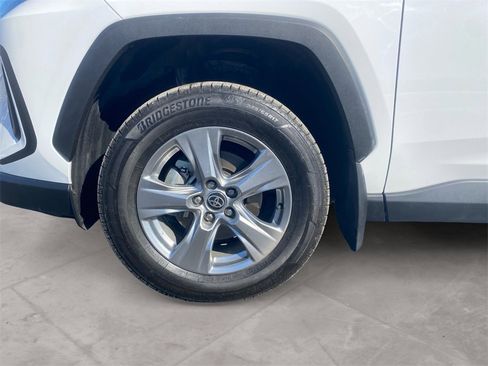 Used 2024 Toyota RAV4 XLE w/ Convenience Package image 14