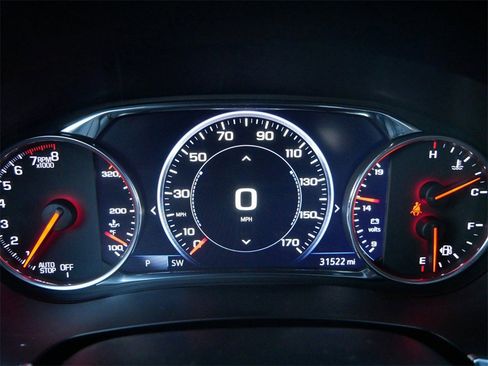 Used 2022 Chevrolet Traverse Premier image 27