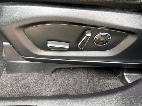 Used 2020 Ford Explorer ST w/ Premium Technology Package image 35