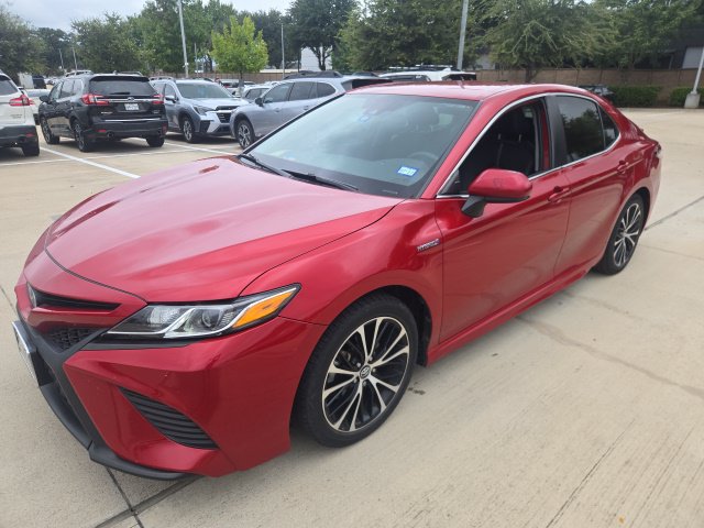Used 2020 Toyota Camry SE FWD image 6