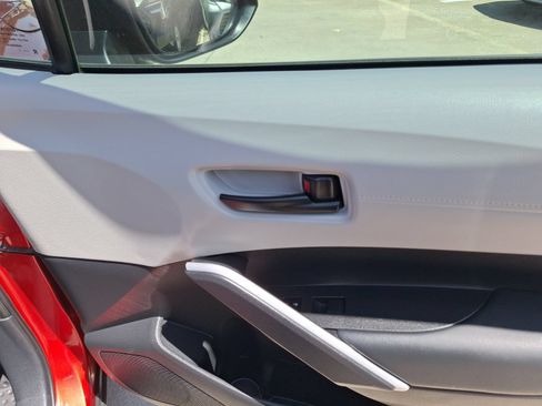 Used 2026 Toyota Corolla Cross LE FWD image 34