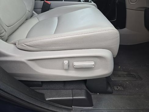 Used 2018 Honda Odyssey EX-L image 33