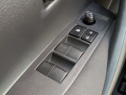 Used 2024 Toyota Corolla LE FWD image 28
