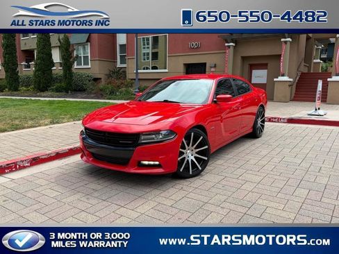 Used 2016 Dodge Charger R/T w/ Plus Group RWD image 1