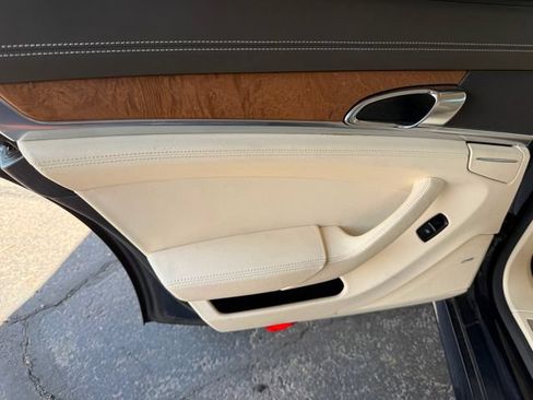 Used 2016 Porsche Panamera 4S w/ Premium Package Plus AWD/4WD image 29