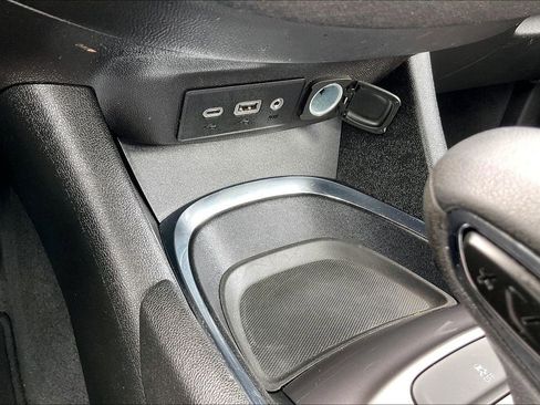 Used 2023 Chevrolet Malibu LT FWD image 25