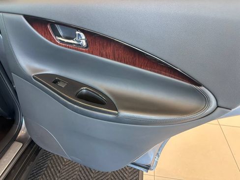Used 2016 INFINITI QX50 AWD w/ Deluxe Touring Package image 30