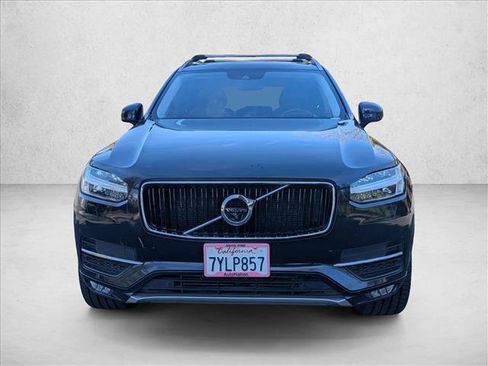 Used 2017 Volvo XC90 T6 Momentum w/ Vision Package image 2