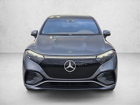 Certified 2023 Mercedes-Benz EQS 580 4MATIC SUV image 2