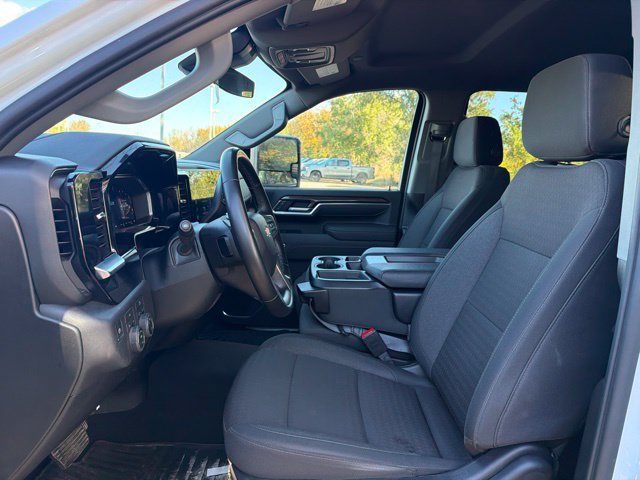 Used 2026 Chevrolet Silverado 3500 LT AWD/4WD image 15