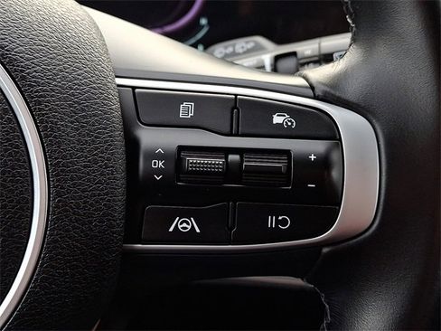 Certified 2023 Kia Sportage EX image 21
