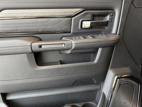 New 2026 RAM 2500 Limited AWD/4WD image 15