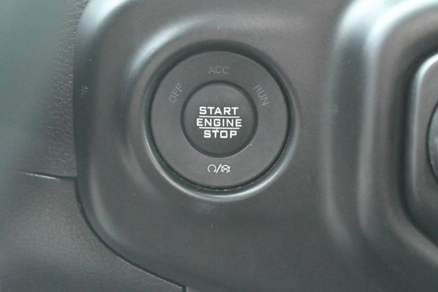 Used 2023 Jeep Wrangler Unlimited Sahara AWD/4WD image 23