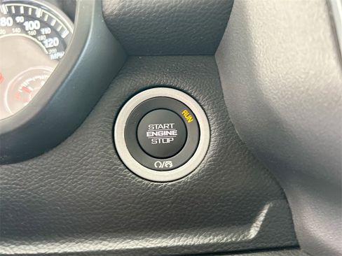 Used 2025 RAM 1500 Big Horn image 32