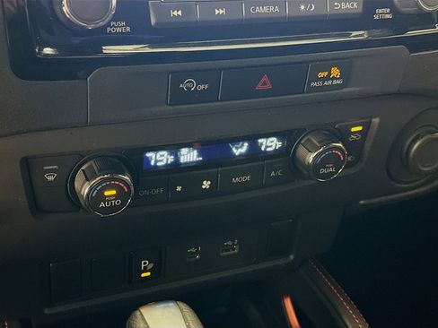 Used 2023 Nissan Frontier PRO-4X w/ Technology Package AWD/4WD image 24