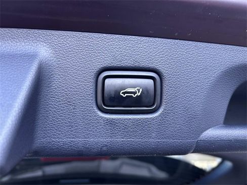 Certified 2024 Hyundai Palisade Limited image 15