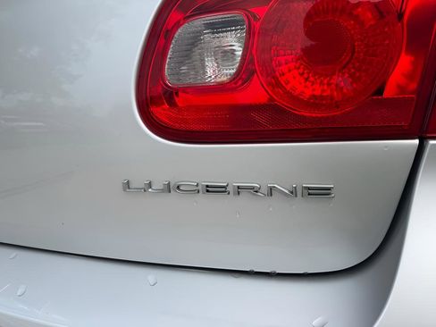 Used 2011 Buick Lucerne CX FWD image 10