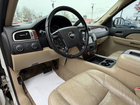 Used 2007 Chevrolet Tahoe LTZ w/ LTZ Preferred Equipment Group image 31