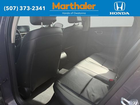 Used 2022 Honda Civic EX-L image 16