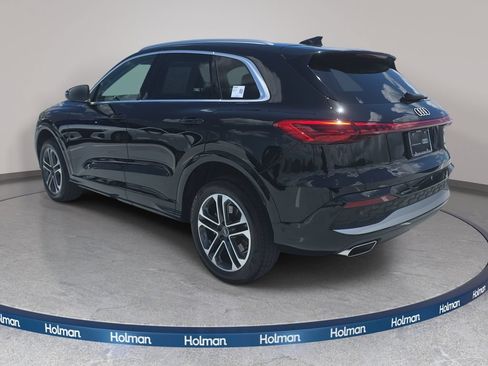 Certified 2025 Audi Q5 Premium w/ Convenience Package AWD/4WD image 7