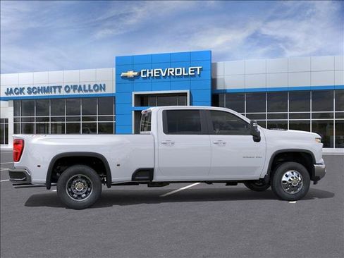 New 2026 Chevrolet Silverado 3500 LT w/ All Star Edition image 5