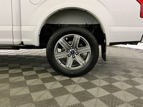 Used 2018 Ford F150 Lariat w/ Equipment Group 502A Luxury AWD/4WD image 11