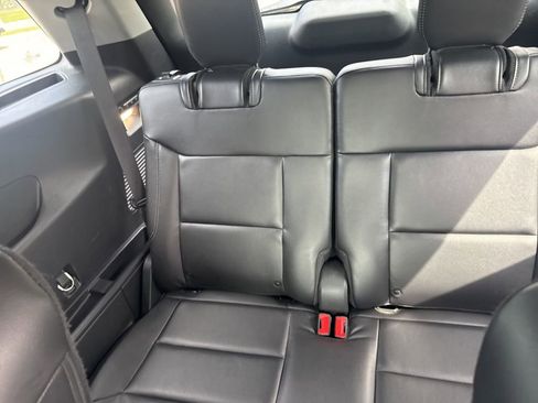 Used 2022 Ford Explorer Limited w/ Class IV Trailer Tow Package image 20