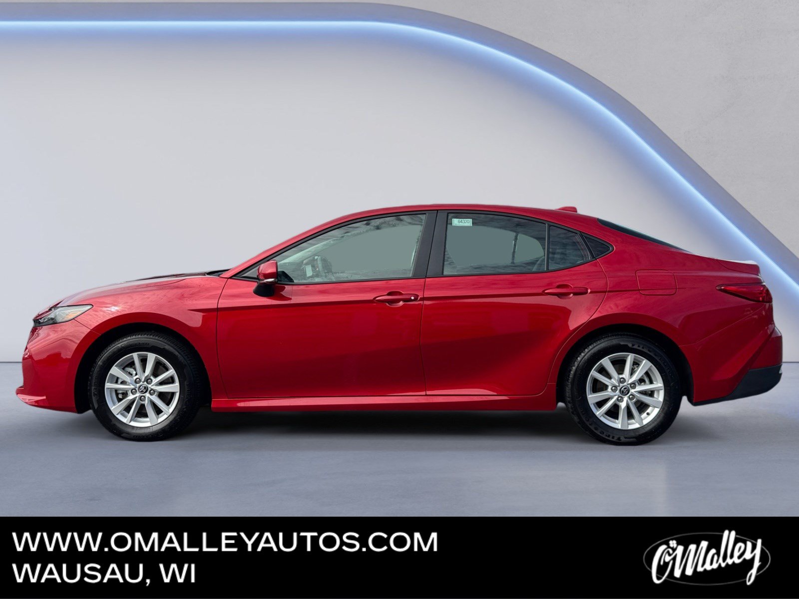 Used 2025 Toyota Camry LE w/ Convenience Package AWD/4WD image 2