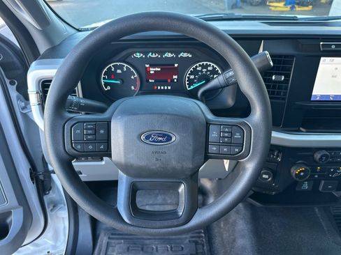 Used 2024 Ford F450 XL w/ XL Chrome Package RWD image 17