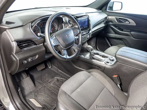 Used 2023 Chevrolet Traverse LT FWD image 10