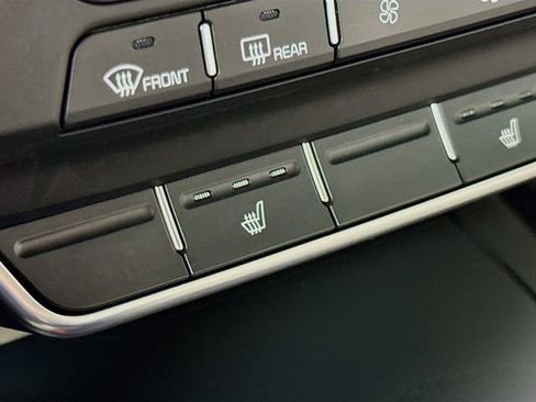 Used 2020 Kia Sorento S image 20