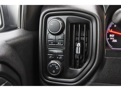Used 2021 Chevrolet Silverado 1500 Custom AWD/4WD image 22