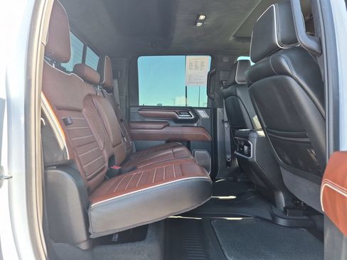 Used 2026 GMC Sierra 3500 Denali Ultimate AWD/4WD image 21