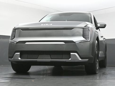 Used 2024 Kia EV9 Light Long Range image 59