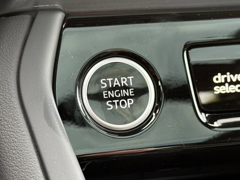 New 2025 Audi Q5 2.0T Premium Plus image 20