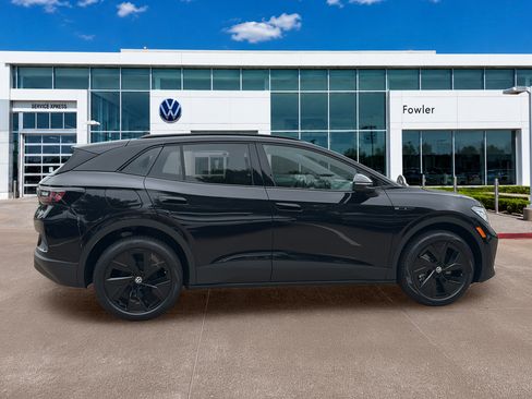 New 2026 Volkswagen ID.4 Pro S Plus AWD/4WD image 4