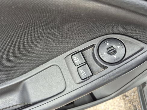 Used 2018 Ford Focus S FWD image 13