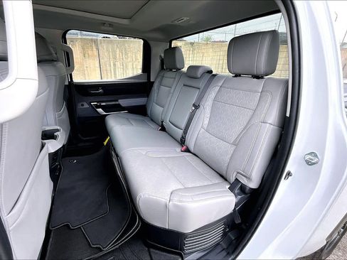 Used 2023 Toyota Tundra Limited AWD/4WD image 21