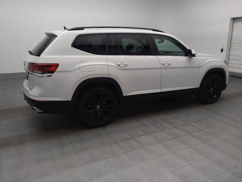 Used 2023 Volkswagen Atlas SE w/ Black Wheel Package FWD image 10