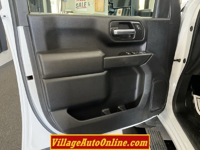 Used 2025 Chevrolet Silverado 3500 W/T AWD/4WD image 15