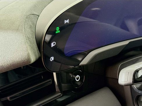 New 2025 Porsche Taycan Turbo GT image 11