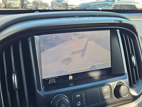 Used 2020 Chevrolet Colorado Z71 image 24