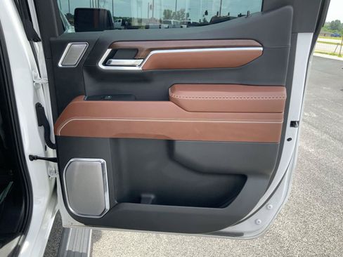 Used 2025 GMC Sierra 1500 Denali Ultimate AWD/4WD image 63
