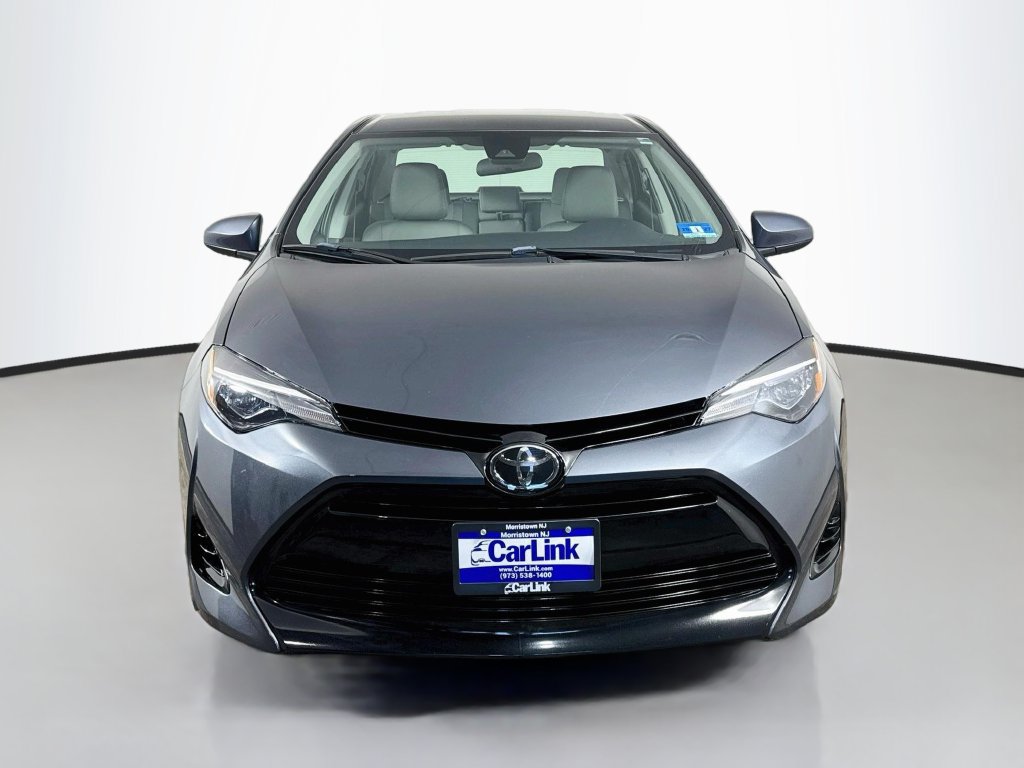 Used 2018 Toyota Corolla LE FWD image 2