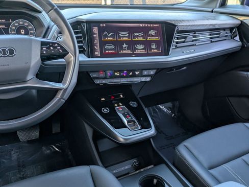 Used 2023 Audi Q4 e-tron Premium w/ Convenience Package image 9
