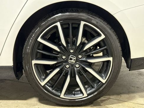 Used 2024 Honda Accord Touring image 28