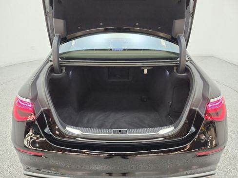 Certified 2023 Mercedes-Benz S 500 4MATIC image 18