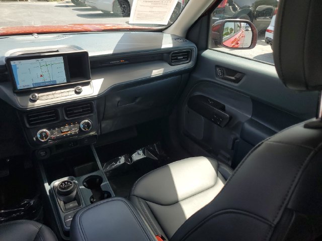 Used 2024 Ford Maverick Lariat w/ Black Appearance Package AWD/4WD image 23