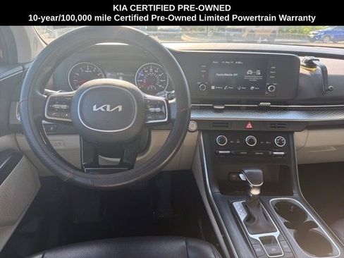 Used 2024 Kia Carnival LX FWD image 20