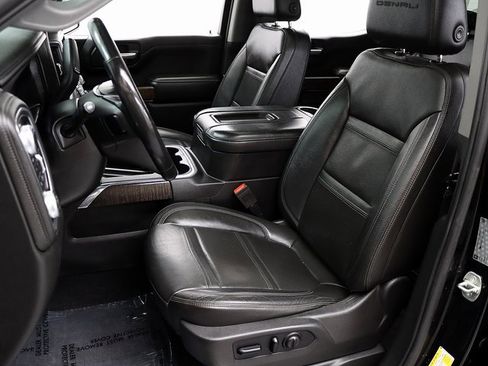Used 2019 GMC Sierra 1500 Denali w/ Denali Ultimate Package image 11